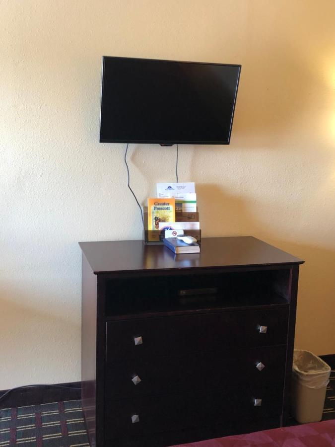 Executive Inn & Suites Prescott Buitenkant foto